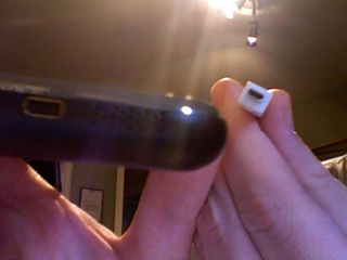 Illustration for article titled Fake Chinese iPhone is Pretty Good Photocopy of the Real Deal